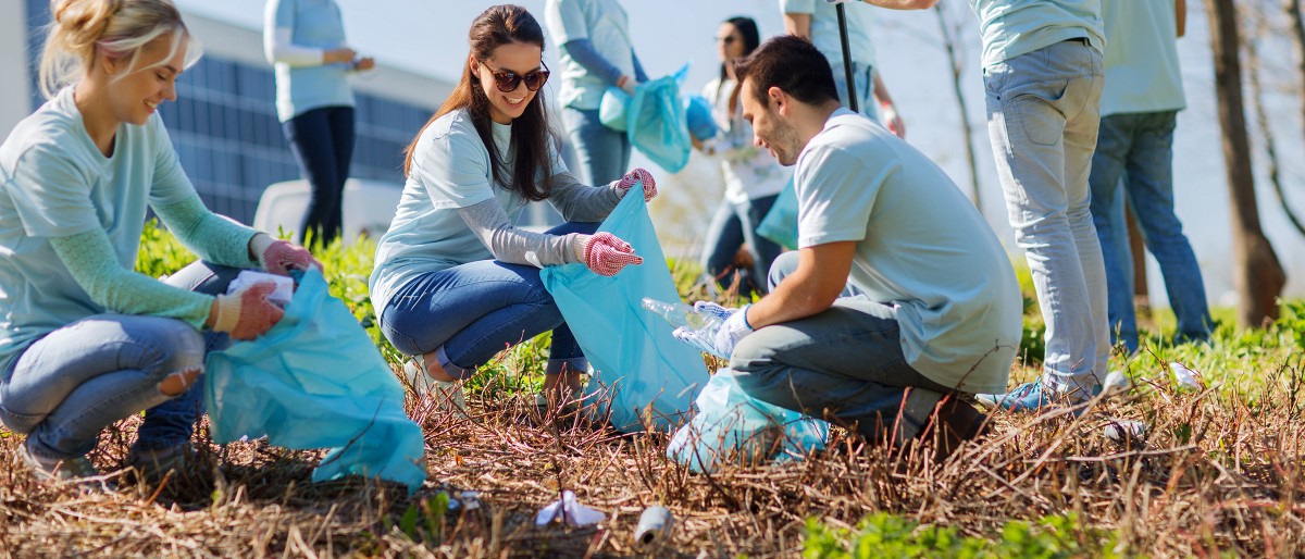 Volunteer Banner Image